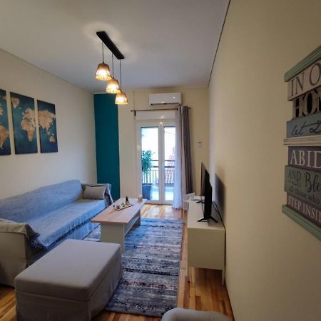 Wood & White Apartment In Historic Center With 2 Bedrooms อิโออันนินา ภายนอก รูปภาพ